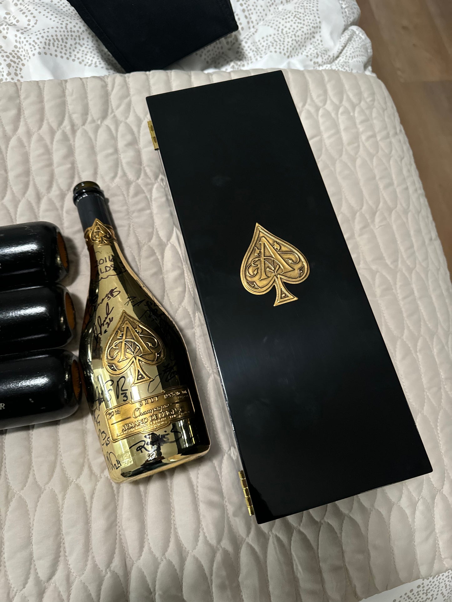 2016 ALDS Signed Champagne Bottle